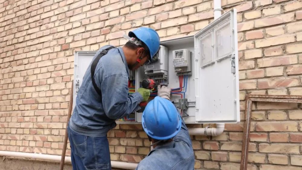 【鄉(xiāng)村振興】輪臺(tái)縣召開農(nóng)村&ldquo;煤改電&rdquo;二期工程現(xiàn)場推進(jìn)會(huì)